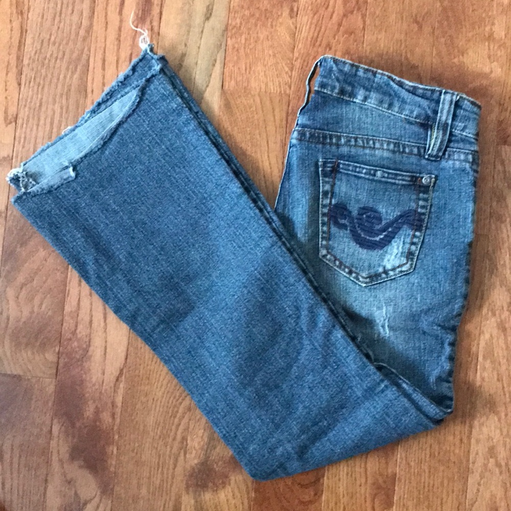 BONGO bootcut jeans; perfect medium wash